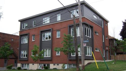 160 Kenwood Avenue, Toronto