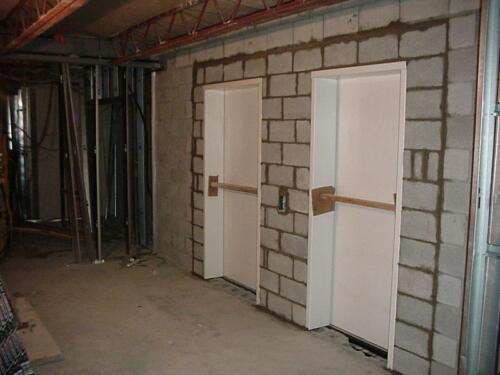 165-ElevatorDoors-12-05-04